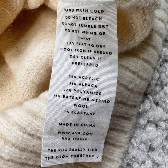 AYR The Cutie BB Sweater V-Neck Ivory - Picture 11 of 14